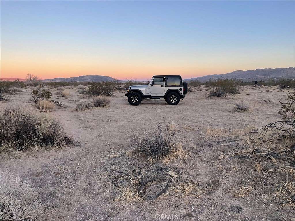 1.25 Acres of Land for Sale in Joshua Tree, California