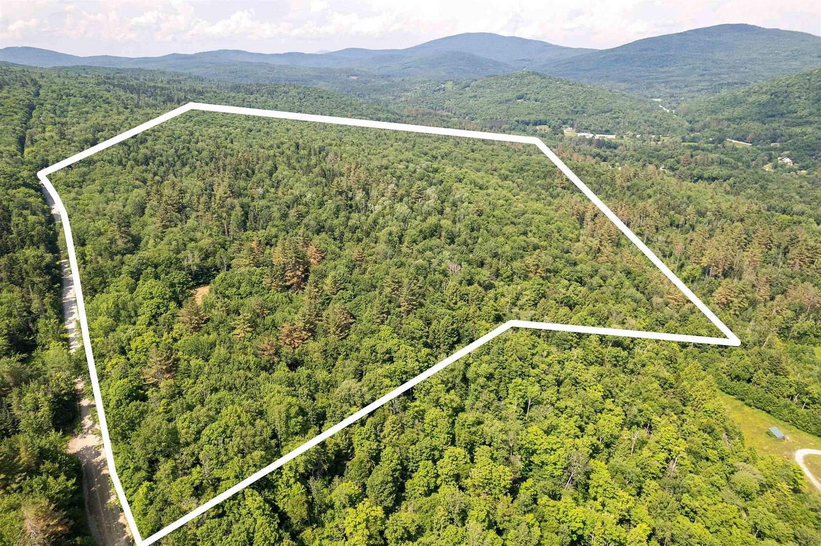80 Acres of Land for Sale in Weston, Vermont