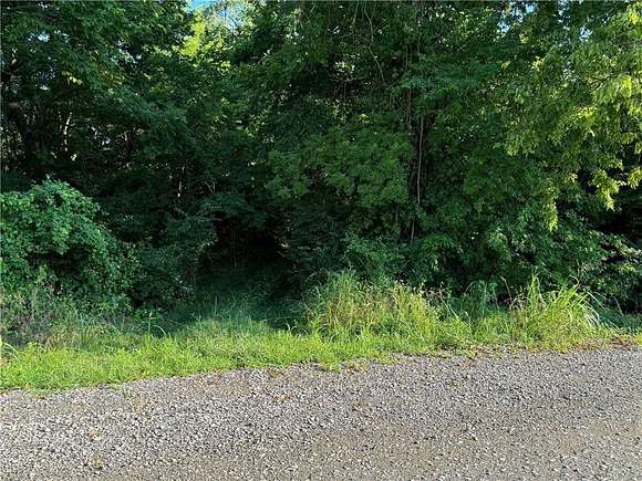 10.31 Acres of Land for Sale in Fayetteville, Arkansas