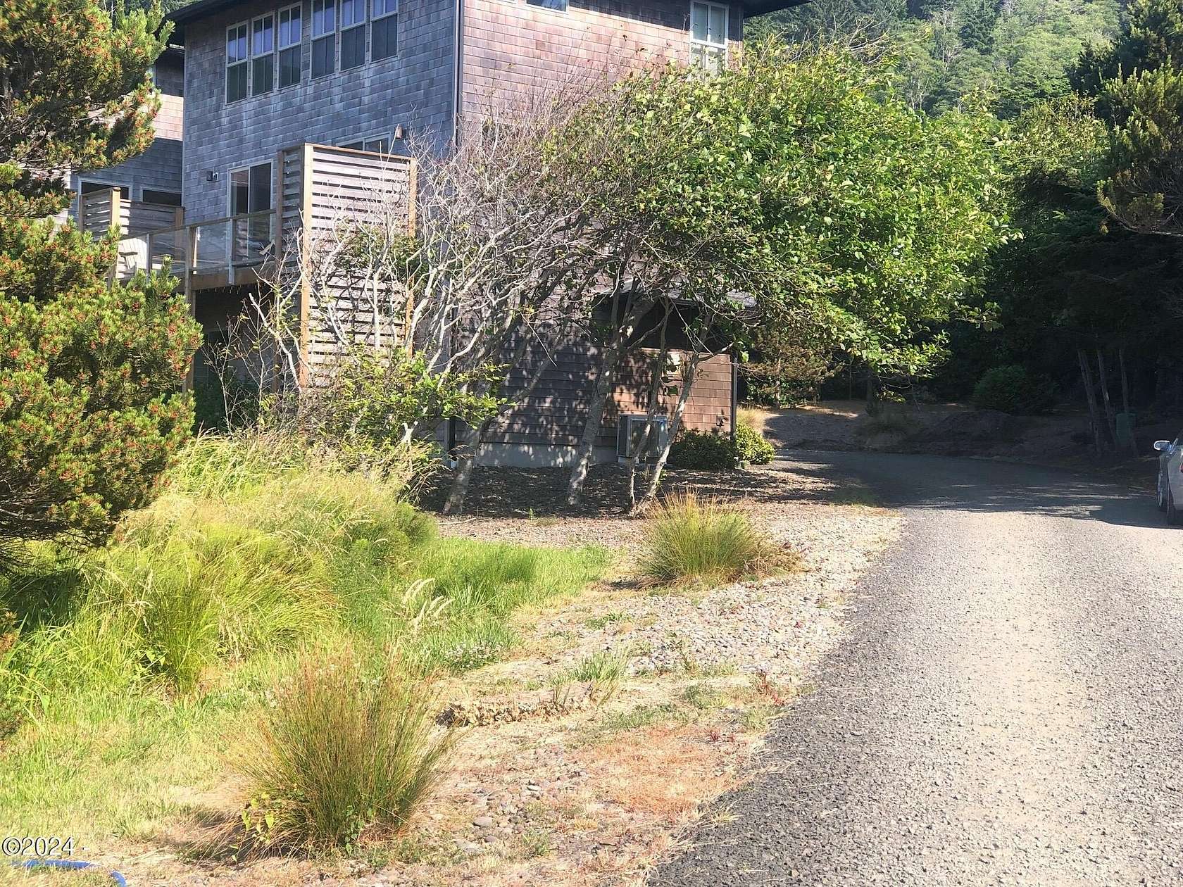 0.03 Acres of Residential Land for Sale in Yachats, Oregon