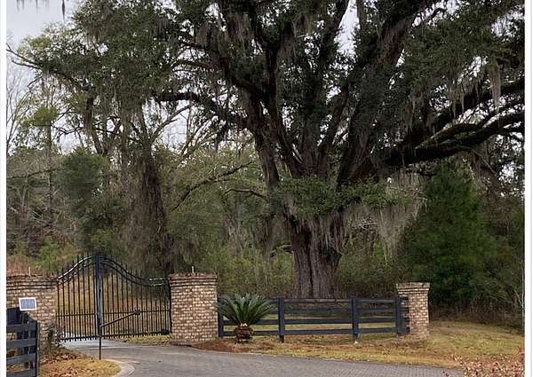 0.84 Acres of Residential Land for Sale in Bainbridge, Georgia