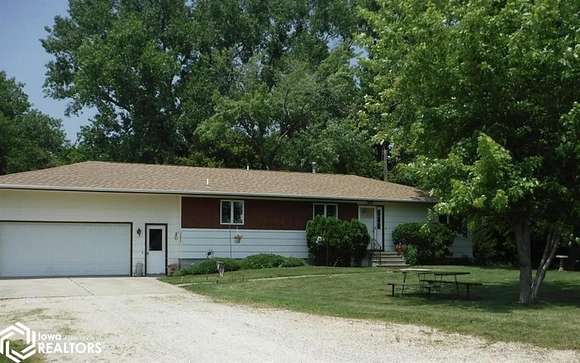 5.13 Acres of Residential Land with Home for Sale in Rolfe, Iowa