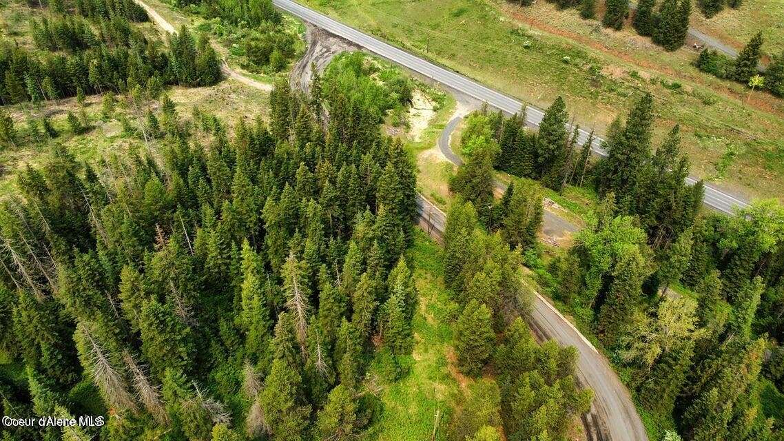 17 Acres of Recreational Land for Sale in Santa, Idaho