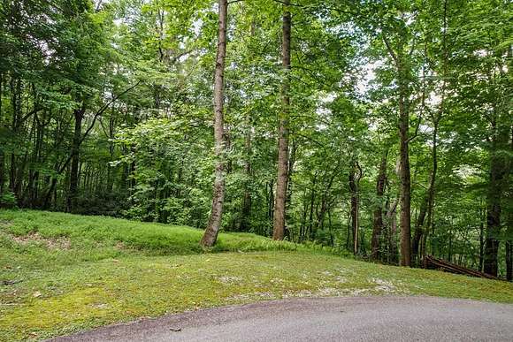 5.69 Acres of Land for Sale in Highlands, North Carolina