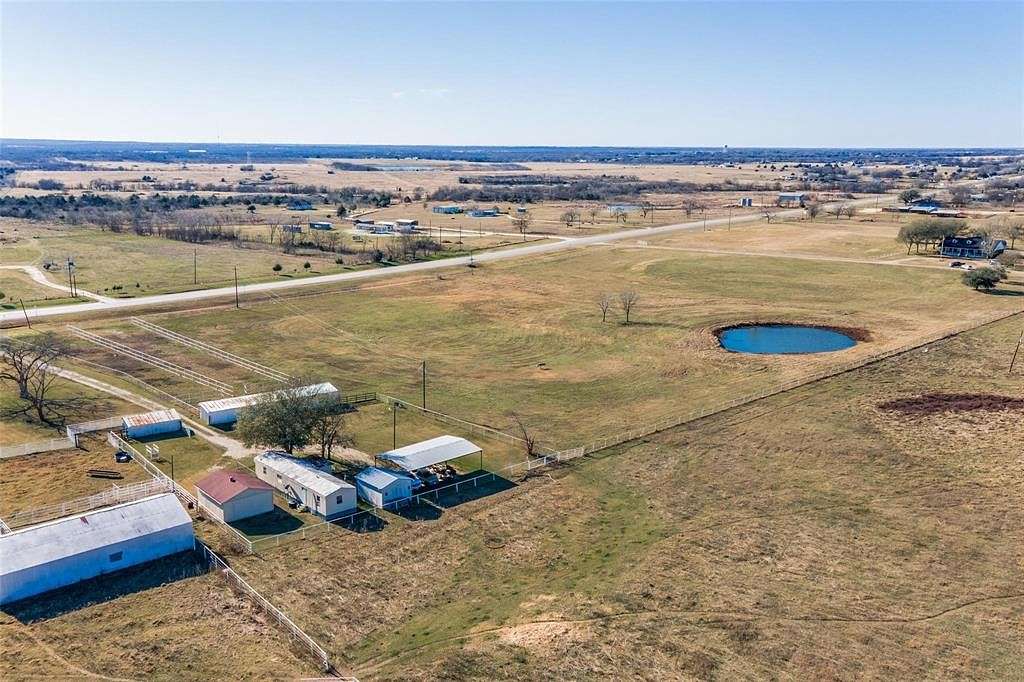 53.047 Acres of Land with Home for Sale in Mexia, Texas