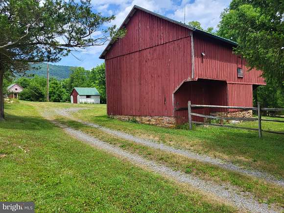 1.77 Acres of Residential Land with Home for Sale in Amberson, Pennsylvania