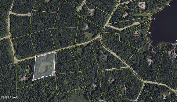 5 Acres of Residential Land for Sale in Equinunk, Pennsylvania