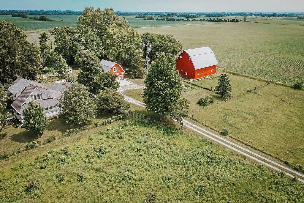 7.28 Acres of Residential Land with Home for Sale in Boone, Iowa