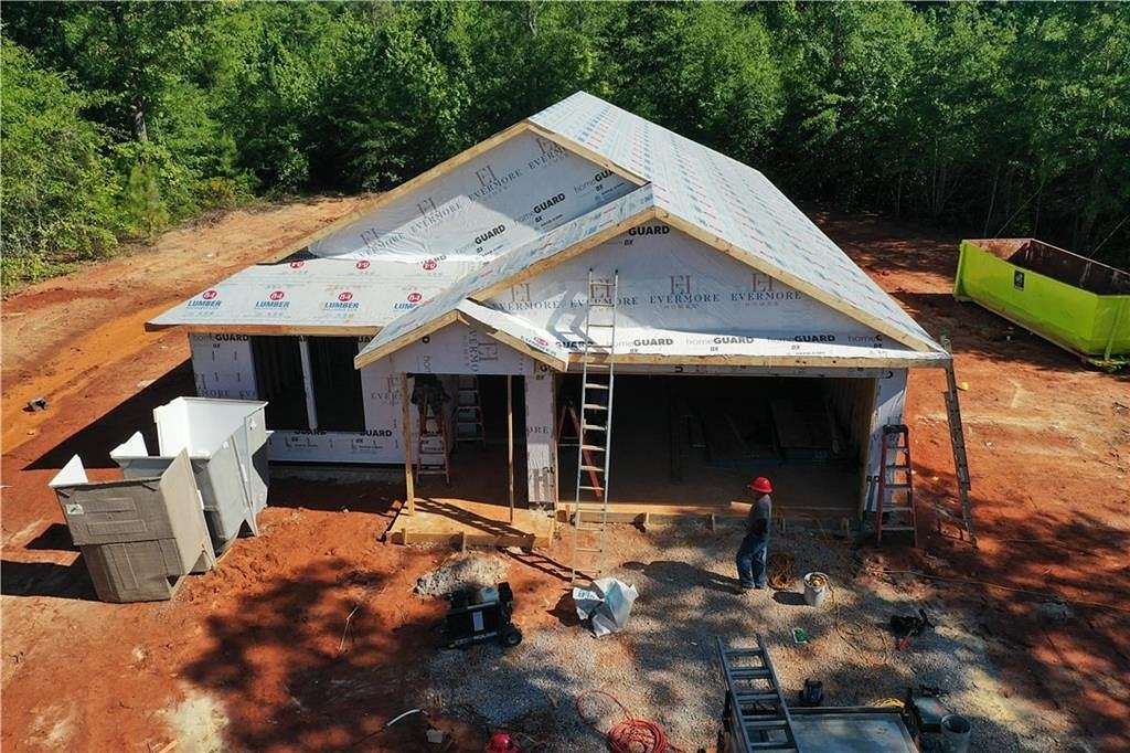 2.13 Acres of Residential Land with Home for Sale in Cusseta, Alabama