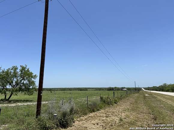 39.76 Acres of Agricultural Land for Sale in Three Rivers, Texas