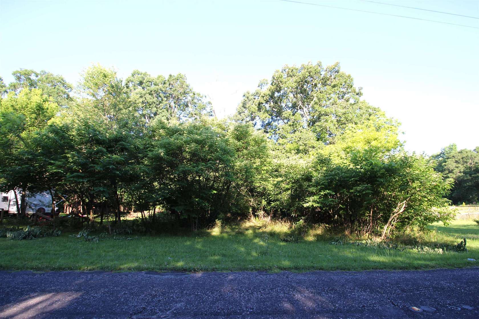2.37 Acres of Residential Land for Sale in Chesnee, South Carolina