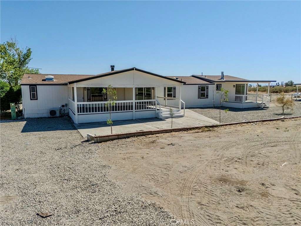 2.17 Acres of Residential Land with Home for Sale in Phelan, California