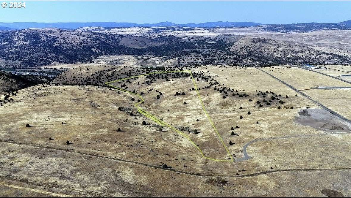 43.8 Acres of Recreational Land for Sale in John Day, Oregon