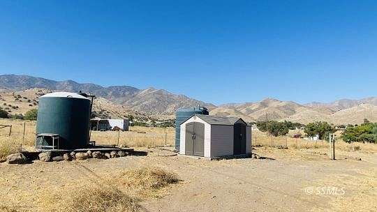 1.09 Acres of Land for Sale in Lake Isabella, California