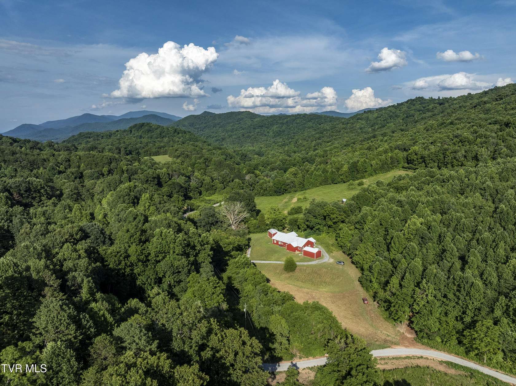 5 Acres of Improved Residential Land for Sale in Greeneville, Tennessee