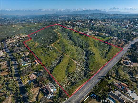 38 Acres of Land for Sale in Riverside, California