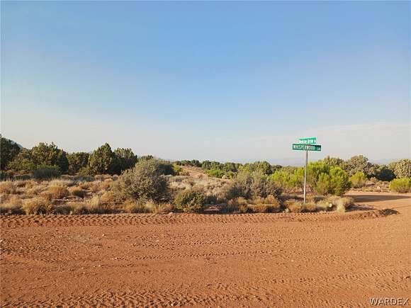 5.03 Acres of Agricultural Land for Sale in Hackberry, Arizona