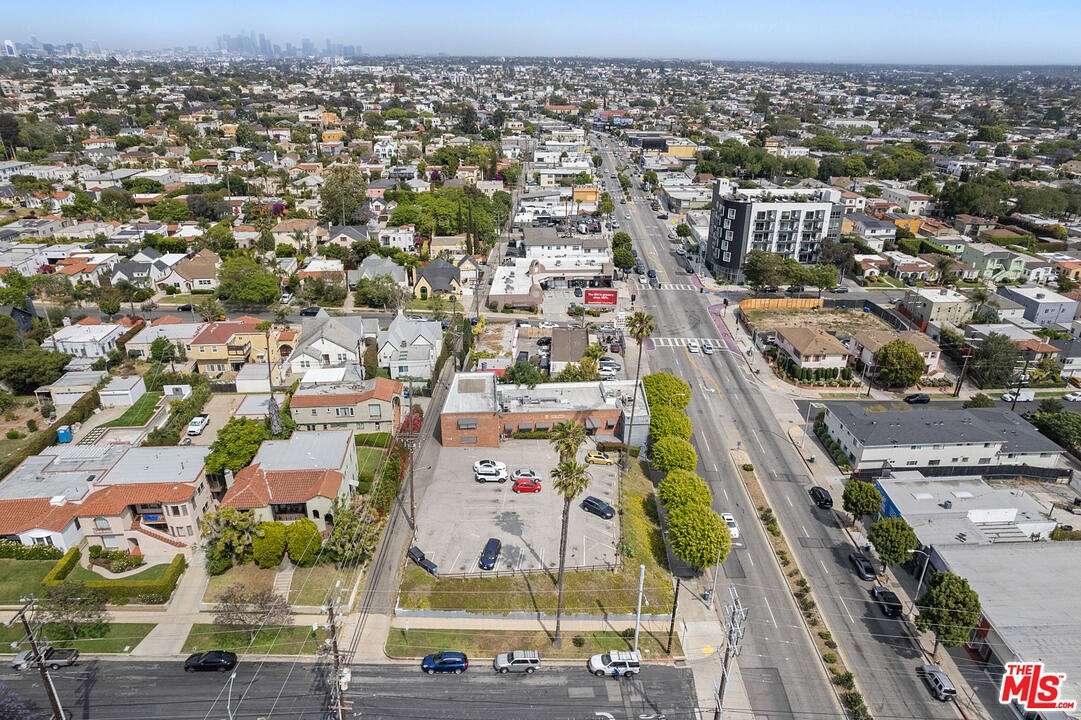 0.39 Acres of Land for Sale in Los Angeles, California