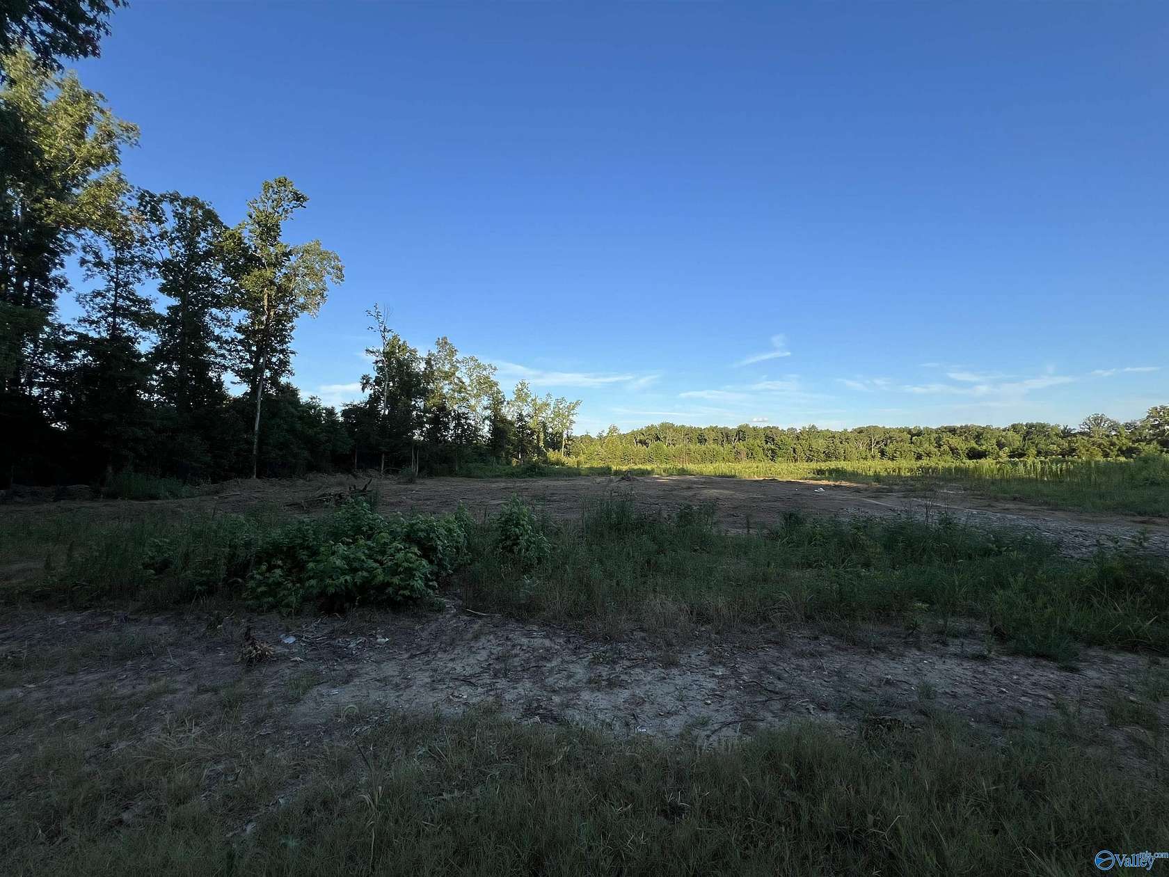 5.12 Acres of Land for Sale in Athens, Alabama