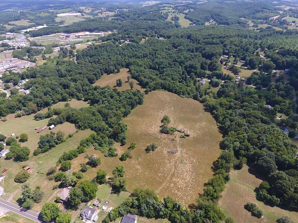 39.038 Acres of Agricultural Land for Sale in Hillsville, Virginia