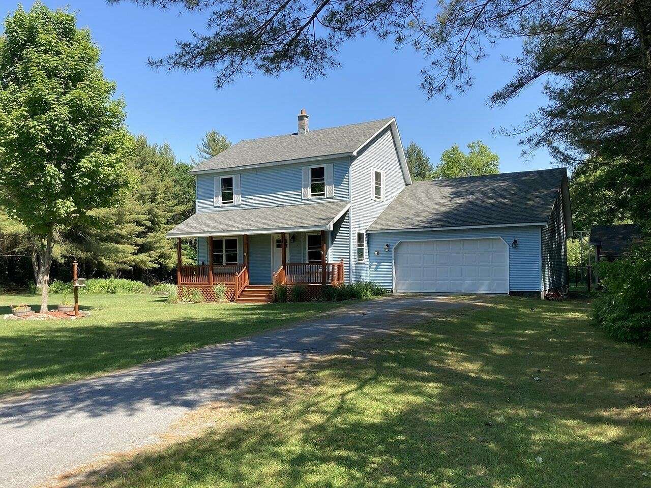 2.6 Acres of Residential Land with Home for Sale in Fairfax, Vermont