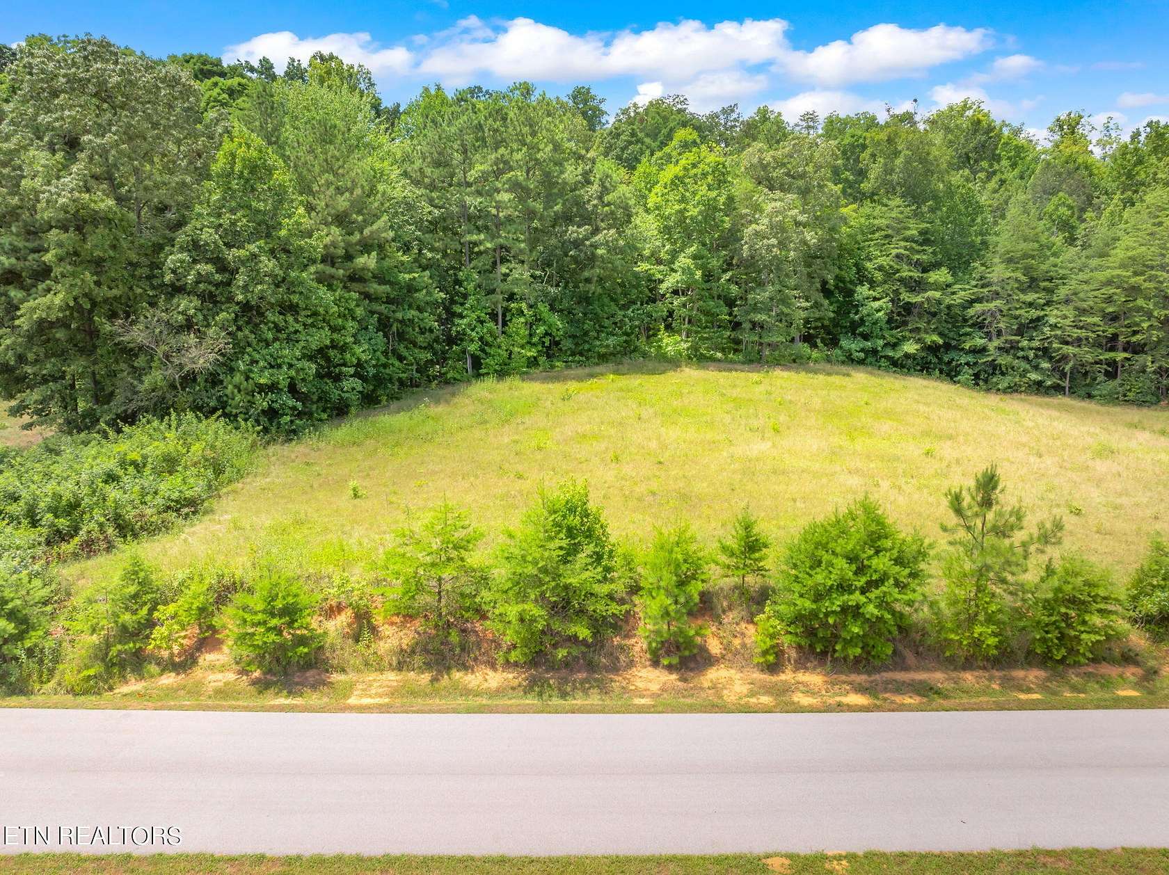 1.5 Acres of Residential Land for Sale in Kingston, Tennessee