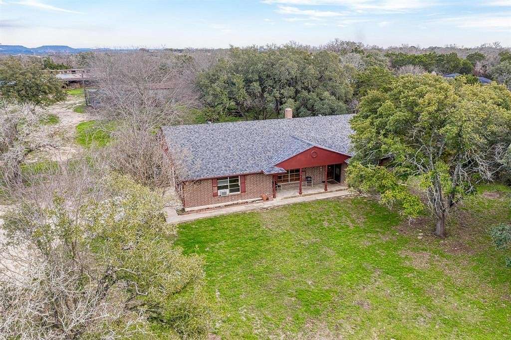 2.4 Acres of Residential Land with Home for Sale in Kempner, Texas