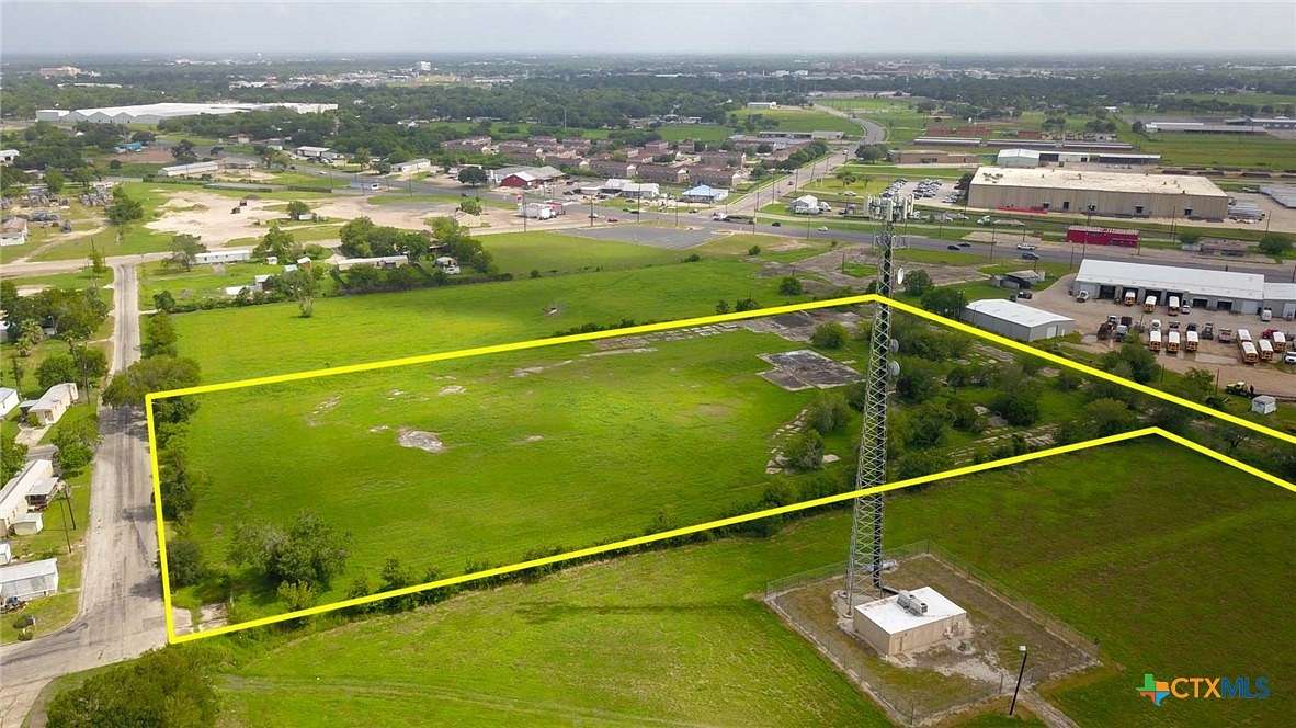 5.8 Acres of Commercial Land for Sale in Victoria, Texas