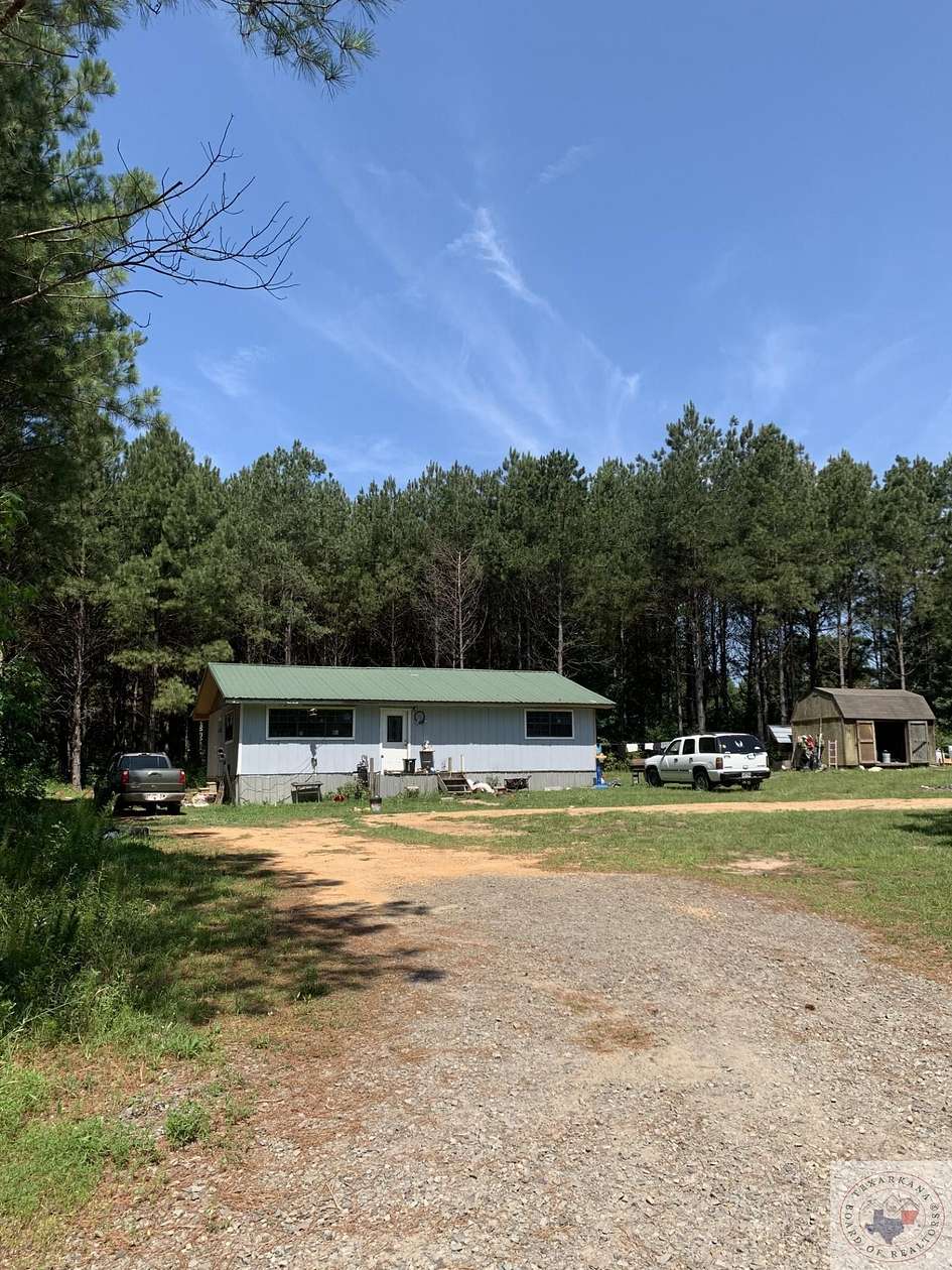5.83 Acres of Residential Land with Home for Sale in Fouke, Arkansas