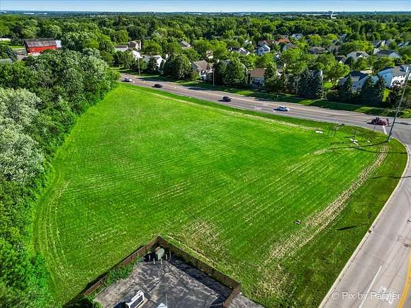 2.41 Acres of Mixed-Use Land for Sale in Carpentersville, Illinois