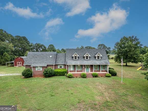 4.797 Acres of Residential Land with Home for Sale in Mansfield, Georgia