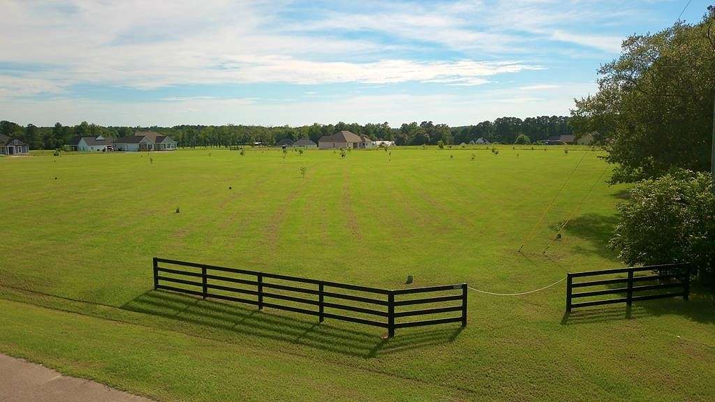 5.71 Acres of Residential Land for Sale in Adel, Georgia