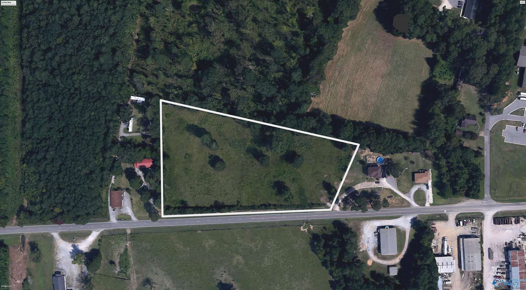 6.9 Acres of Land for Auction in Attalla, Alabama