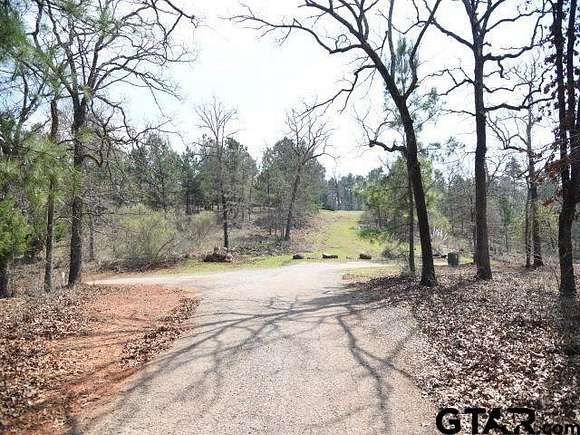 1.681 Acres of Residential Land for Sale in Montalba, Texas