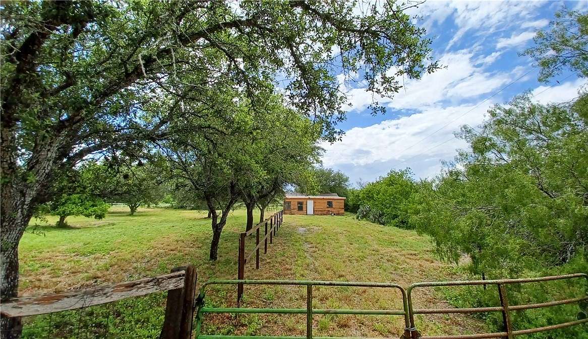 4.25 Acres of Land for Sale in Orange Grove, Texas