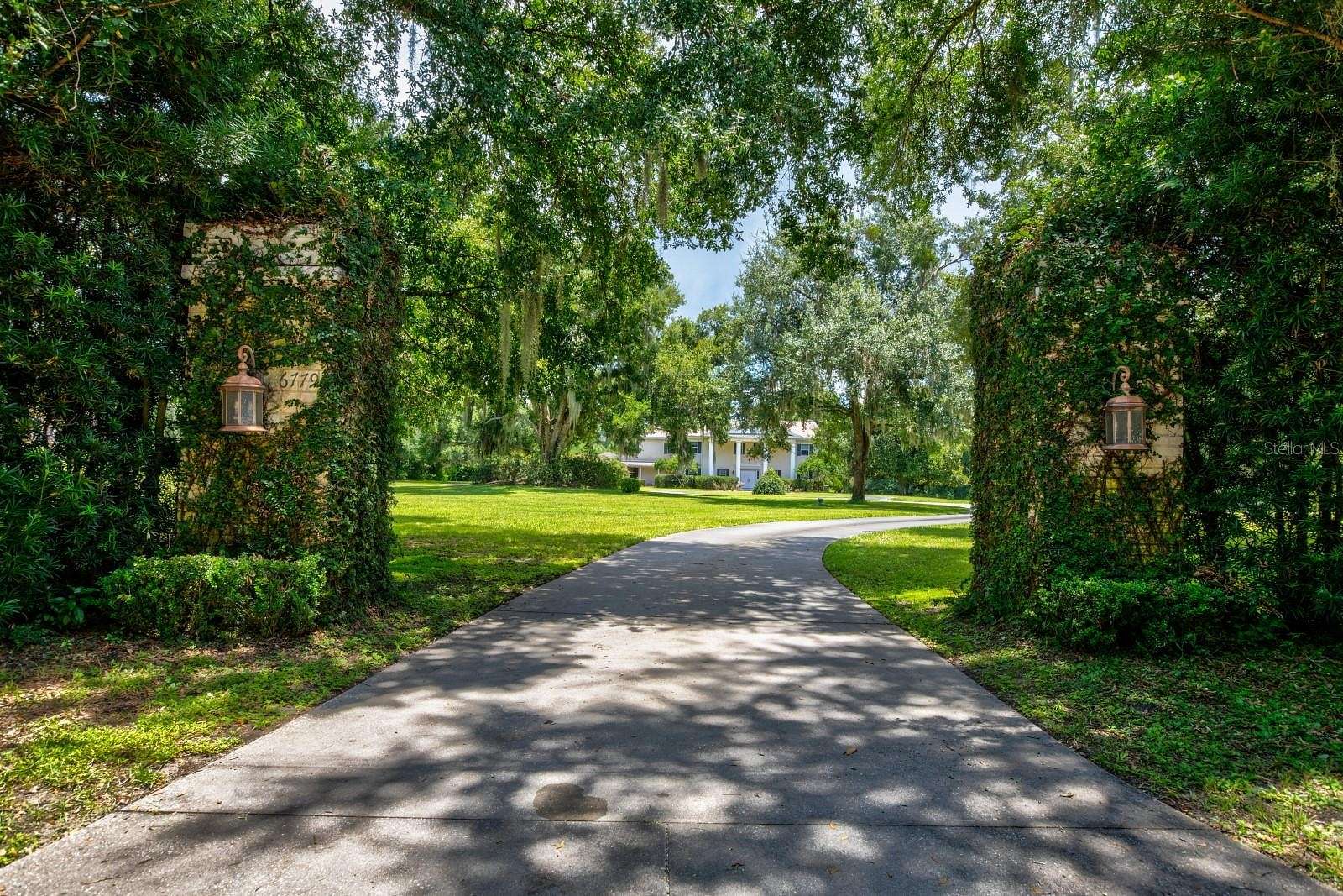 4.52 Acres of Residential Land with Home for Sale in Mount Dora, Florida