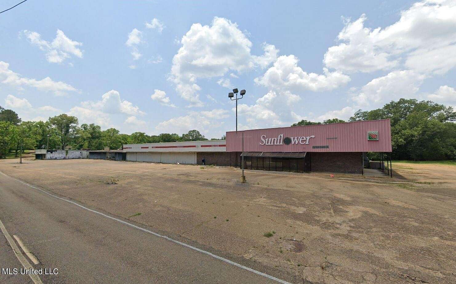 3.11 Acres of Commercial Land for Sale in Utica, Mississippi