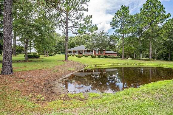 3.07 Acres of Residential Land with Home for Sale in Mobile, Alabama