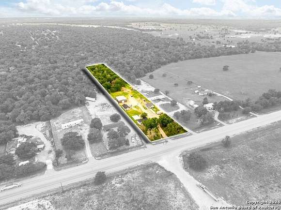 3.5 Acres of Improved Mixed-Use Land for Sale in Seguin, Texas