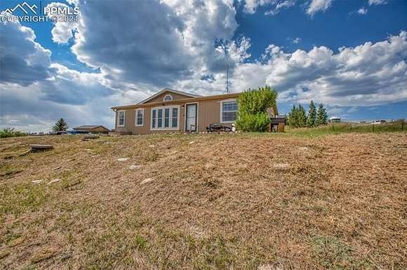 2.06 Acres of Residential Land with Home for Sale in Divide, Colorado