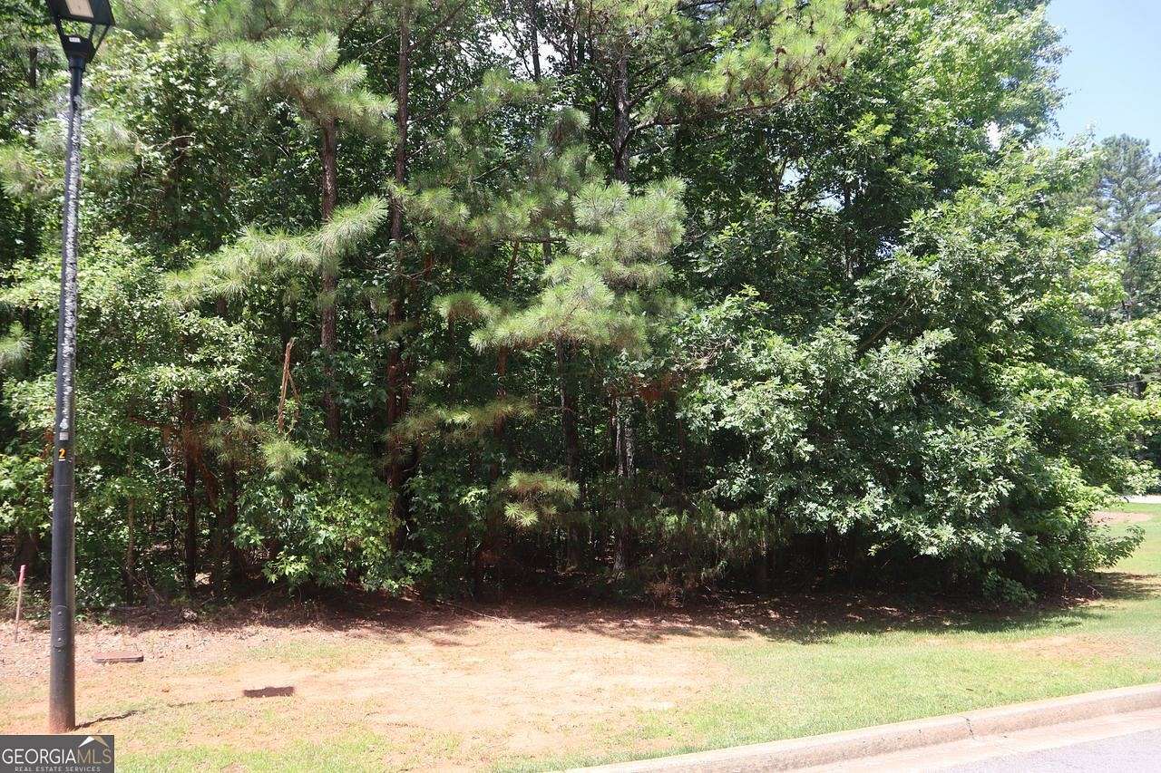 1.51 Acres of Residential Land for Sale in Social Circle, Georgia