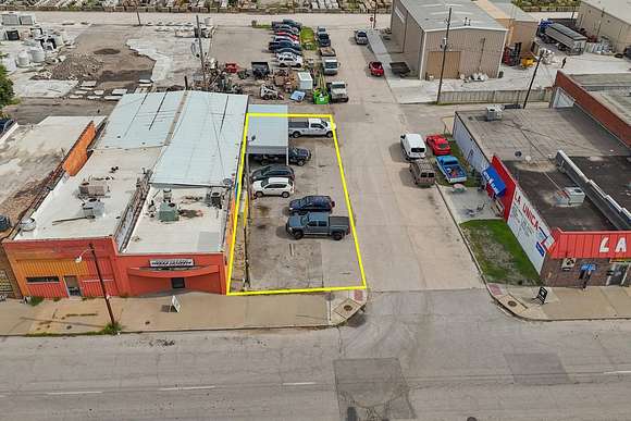 0.06 Acres of Commercial Land for Auction in Kansas City, Kansas