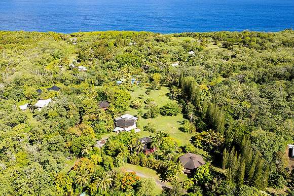 19 Acres of Land with Home for Sale in Pahoa, Hawaii