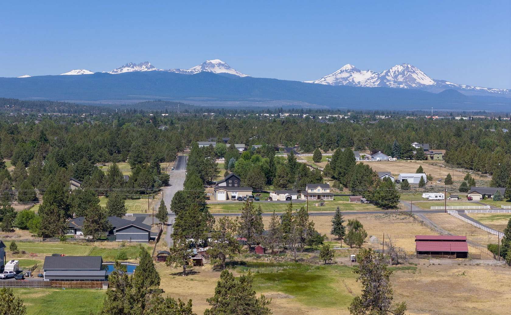 2.98 Acres of Residential Land with Home for Sale in Bend, Oregon