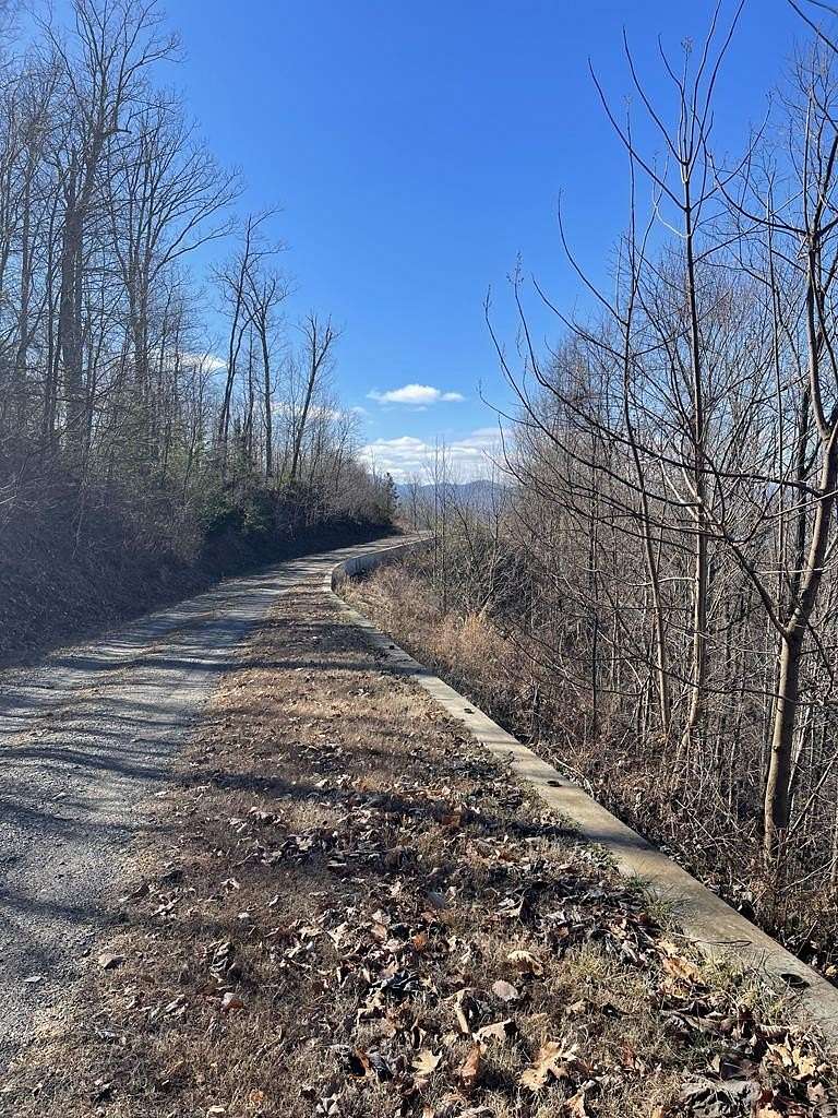 2.49 Acres of Land for Sale in Hayesville, North Carolina