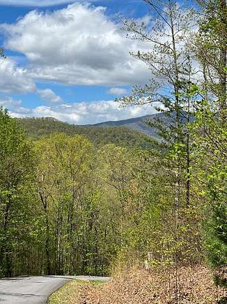 2.176 Acres of Land for Sale in Hayesville, North Carolina