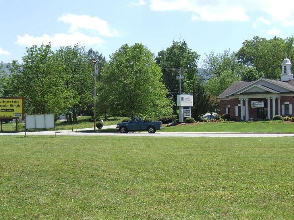 1.12 Acres of Commercial Land for Sale in Andrews, North Carolina