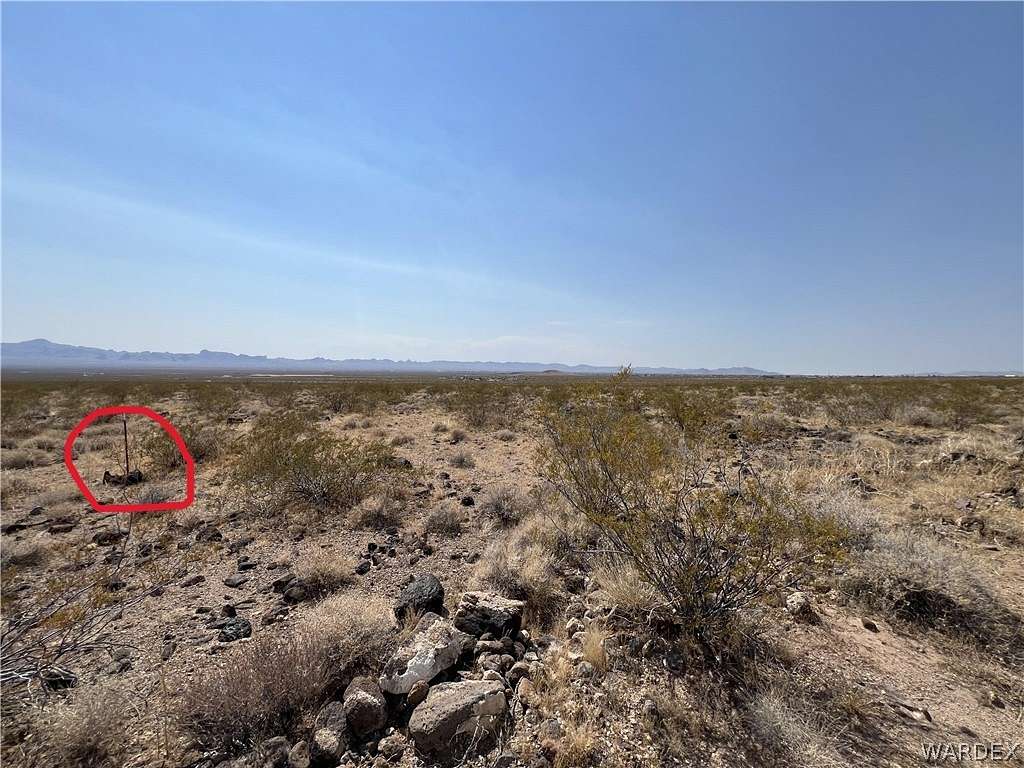 20.27 Acres of Land for Sale in Golden Valley, Arizona