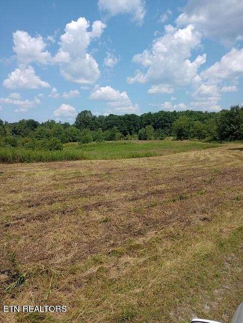 5.8 Acres of Agricultural Land for Sale in Crossville, Tennessee