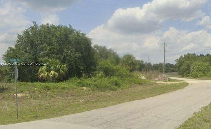 0.38 Acres of Residential Land for Sale in Moore Haven, Florida
